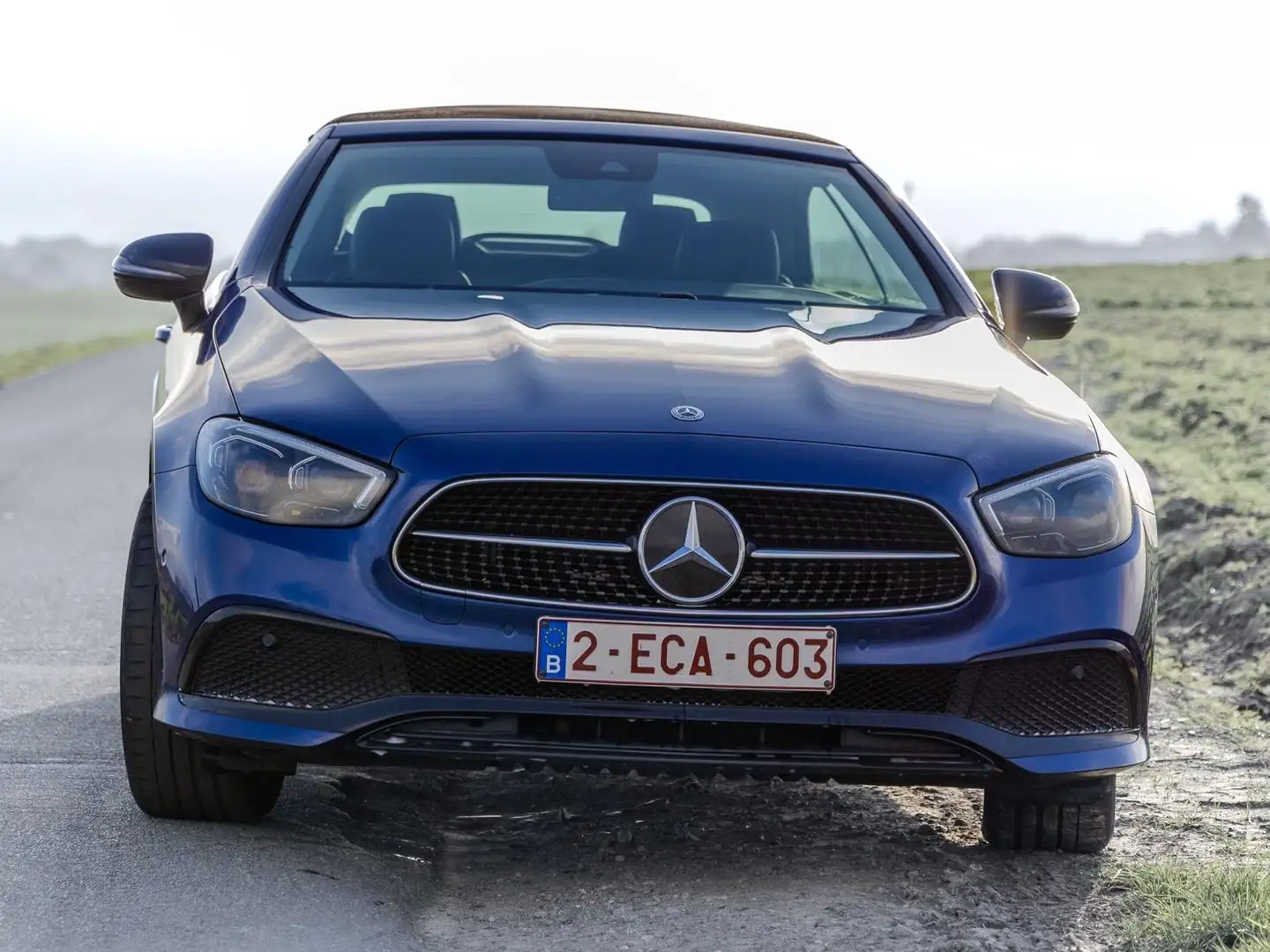 Mercedes-Benz E 200 Cabriolet E 200 Bleu - 2