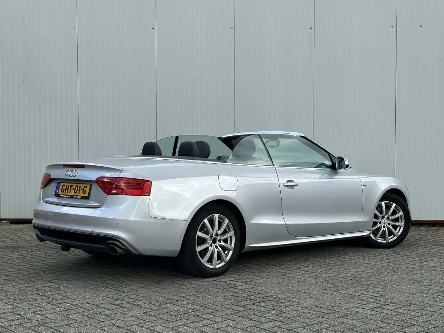 Audi A5 Cabriolet 1.8 TFSI Pro Line S Grau - 2