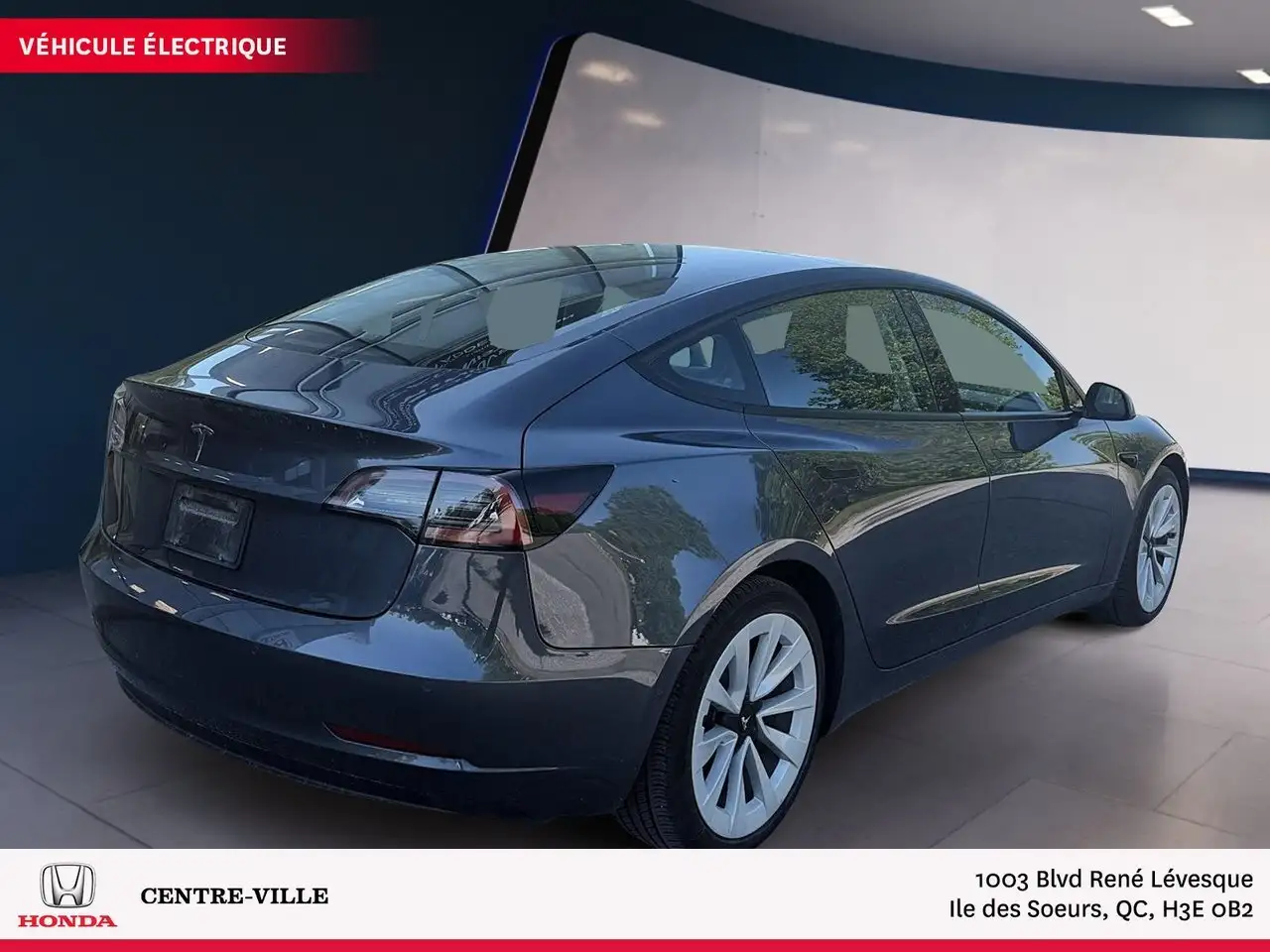 Tesla Model 3 photo Tesla Model 3