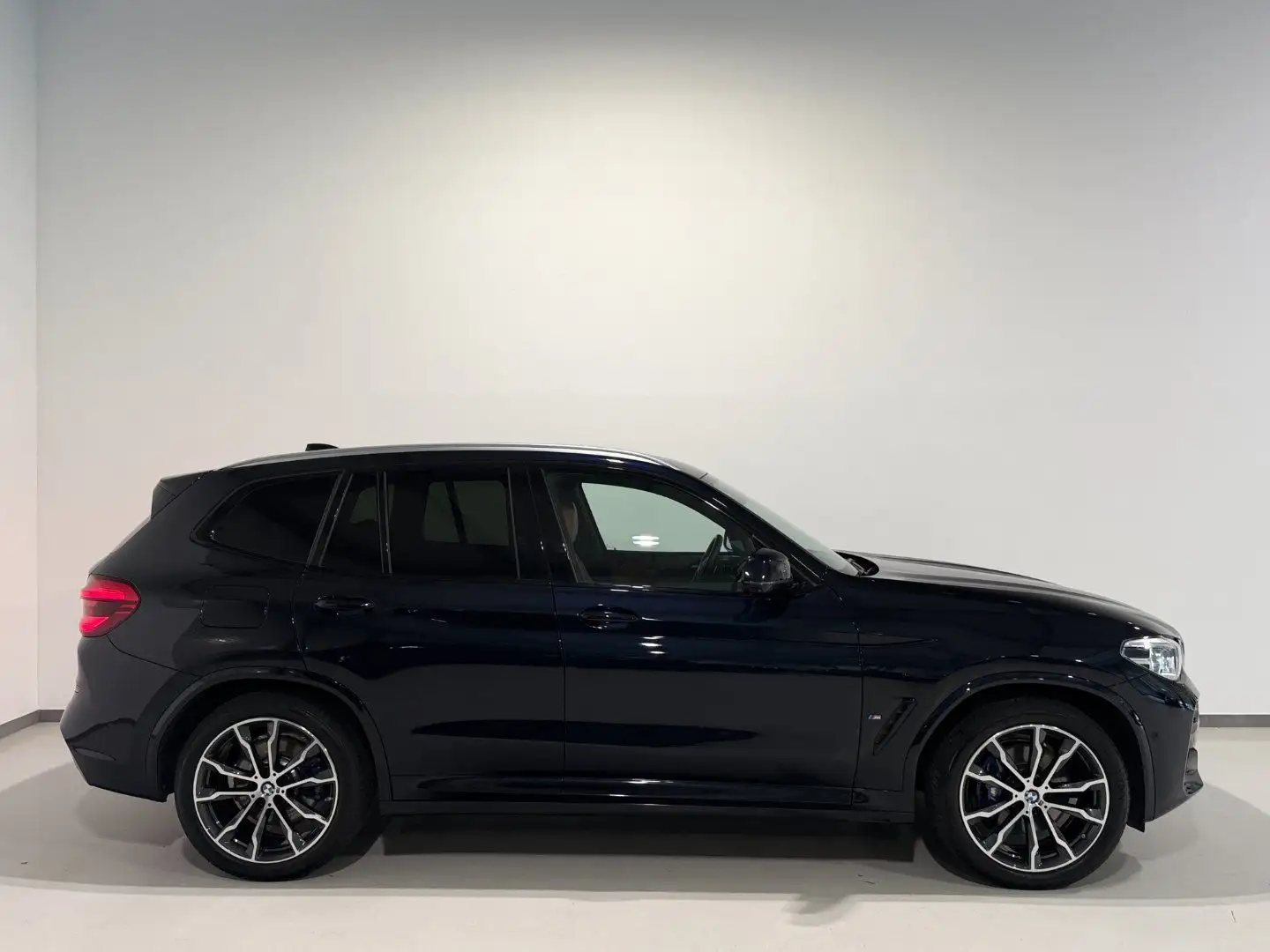 BMW X3 xDrive30e/M-Sport/HEAD-UP/Harman&Kardon/360*Grad/ Schwarz - 2
