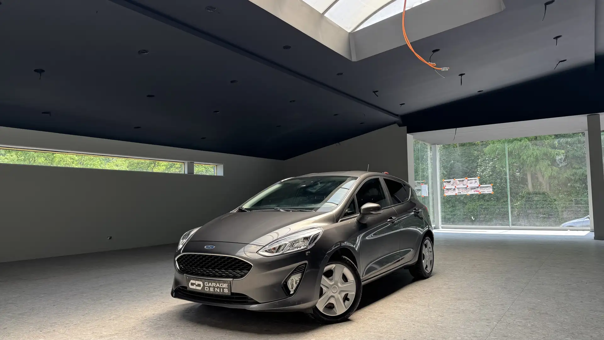 Ford Fiesta 1.1i Connected**GARANTIE 12 MOIS** Grijs - 1