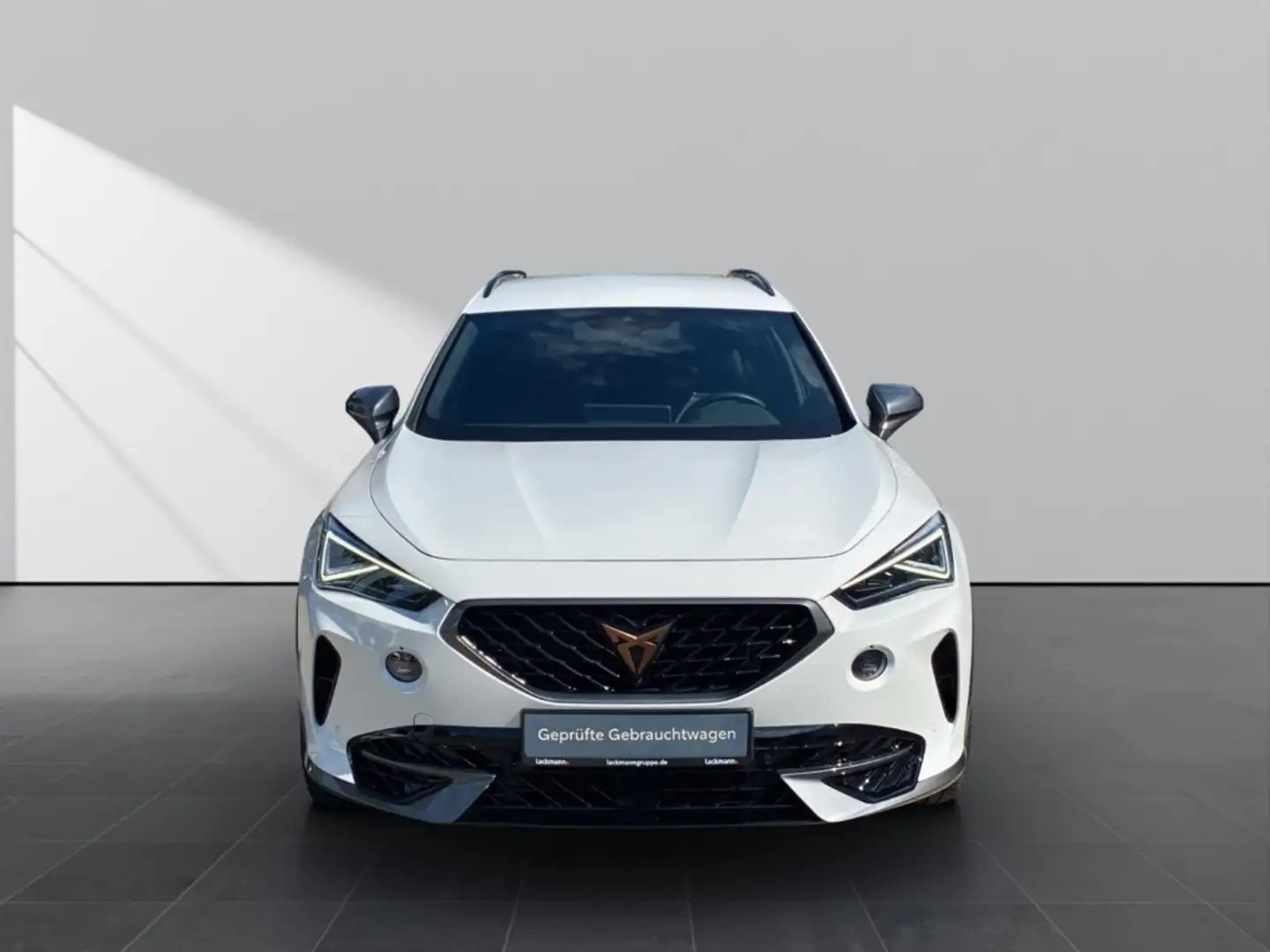 CUPRA Formentor 2.0 VZ 4Drive *Navi*Matrix-LED*AHK* Weiß - 2