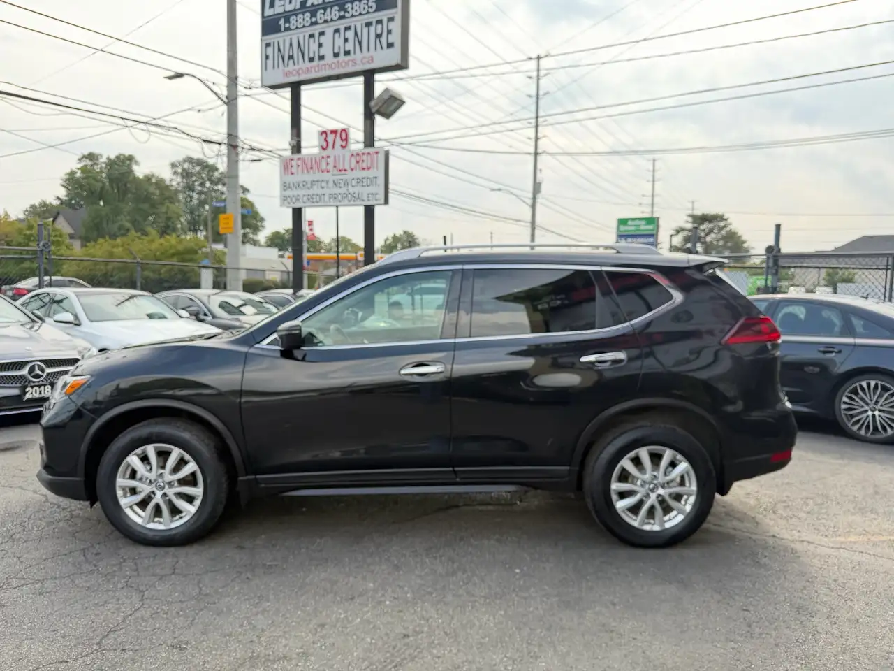 Nissan Rogue снимка Nissan Rogue