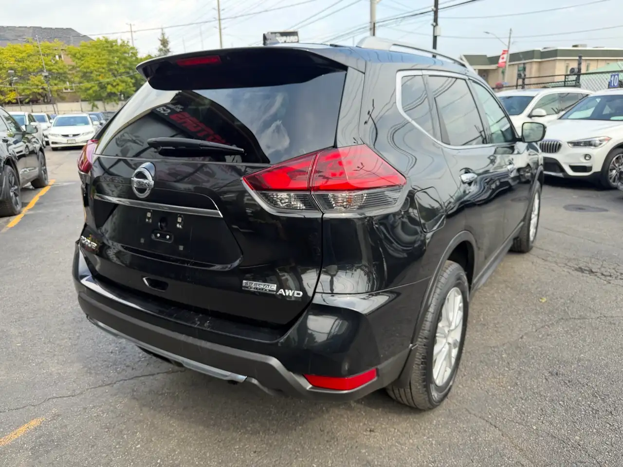 Nissan Rogue снимка Nissan Rogue