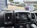 Peugeot Boxer 335 2.0 BlueHDI L3H2 Pro DC | 2 zitplaatsen rechts Zwart - thumbnail 23