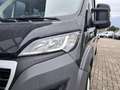 Peugeot Boxer 335 2.0 BlueHDI L3H2 Pro DC | 2 zitplaatsen rechts Zwart - thumbnail 3