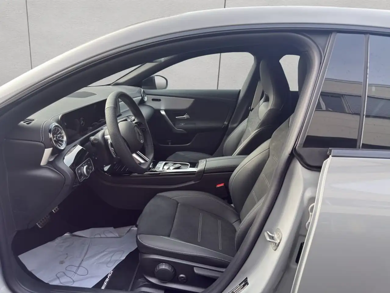 Mercedes-Benz CLA 180 CLA 10