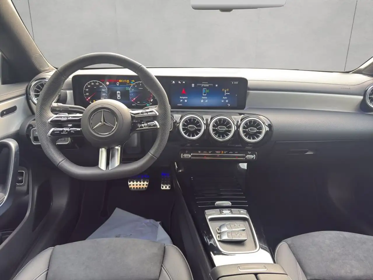 Mercedes-Benz CLA 180 CLA 13