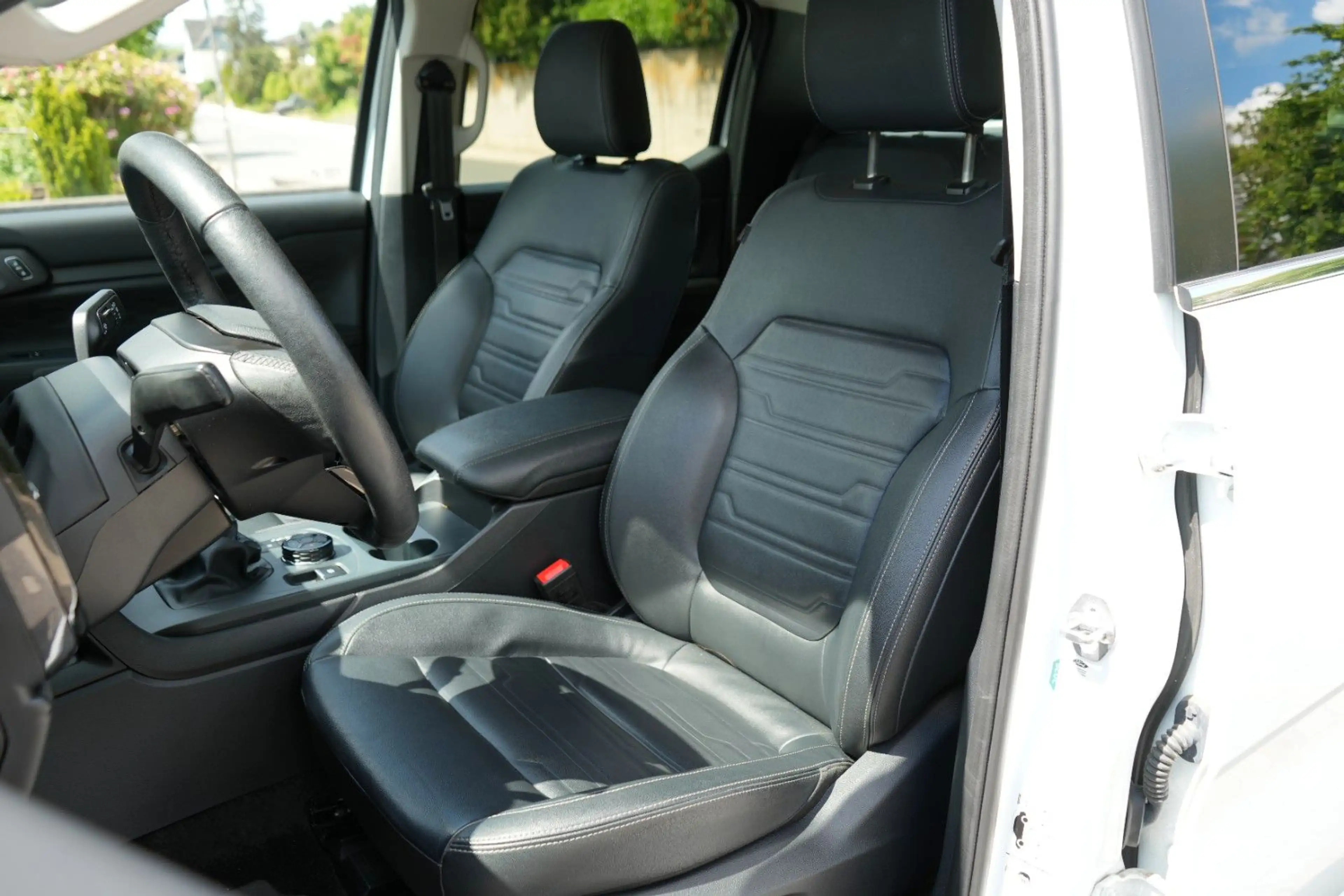 Ford Ranger Limited 2.0TDCi 4x4 Doppel/Laudehaube/1.H — photo 12