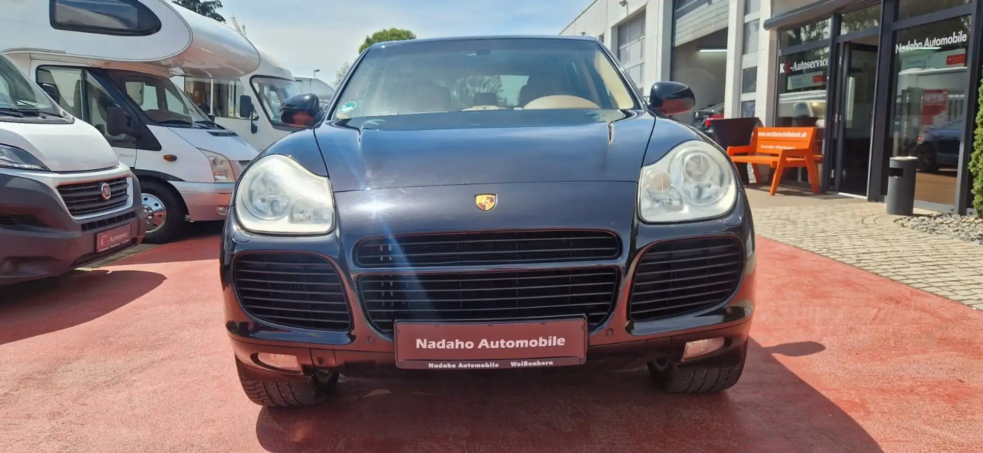 Porsche Cayenne Turbo Aut. Leder/Navi/AHK/Xen Schwarz - 2
