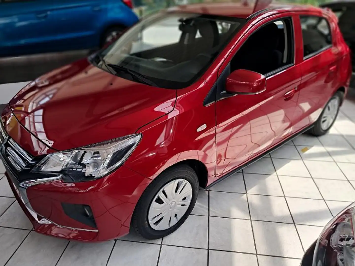 Mitsubishi Space Star PLUS 1.2 MIVEC ClearTec 5-Gang Rot - 1