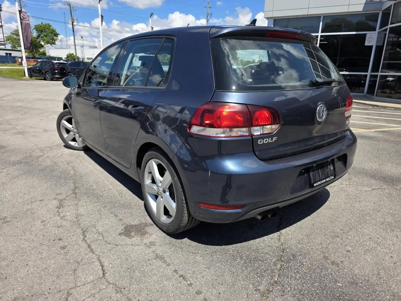 Volkswagen Golf photo Volkswagen Golf