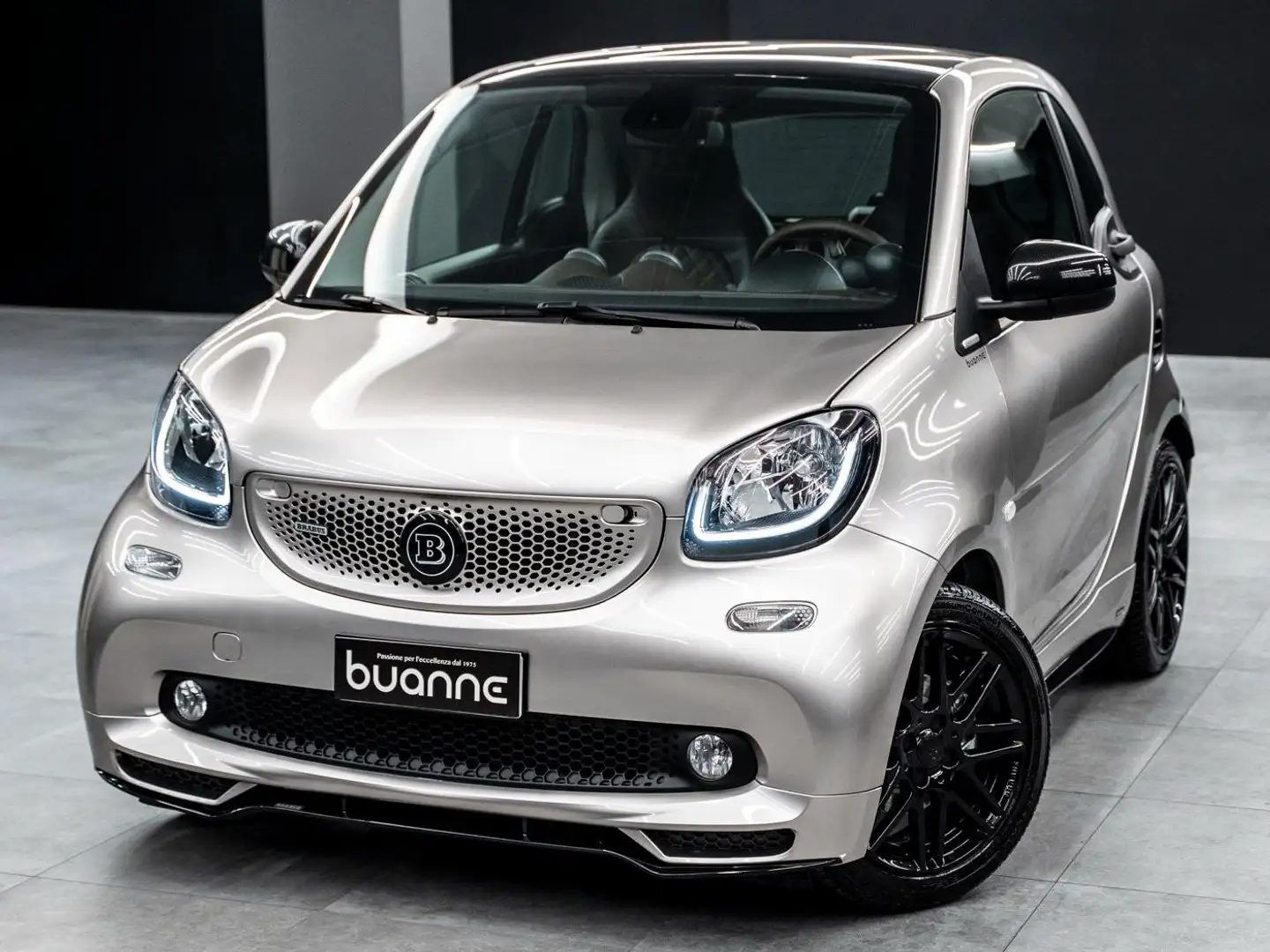 smart forTwo Brabus Xclusive 15Th Anniversary Nº63/150 Italy Oro - 1