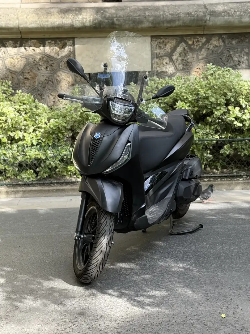 Piaggio - 1