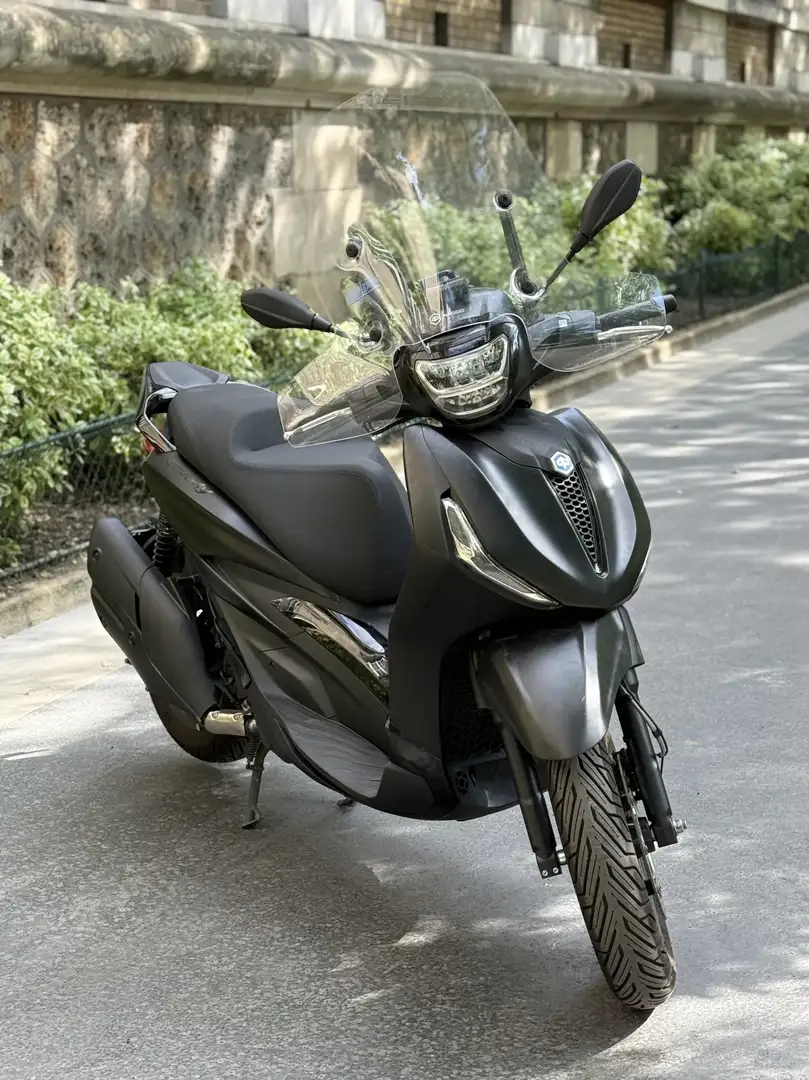 Piaggio - 2