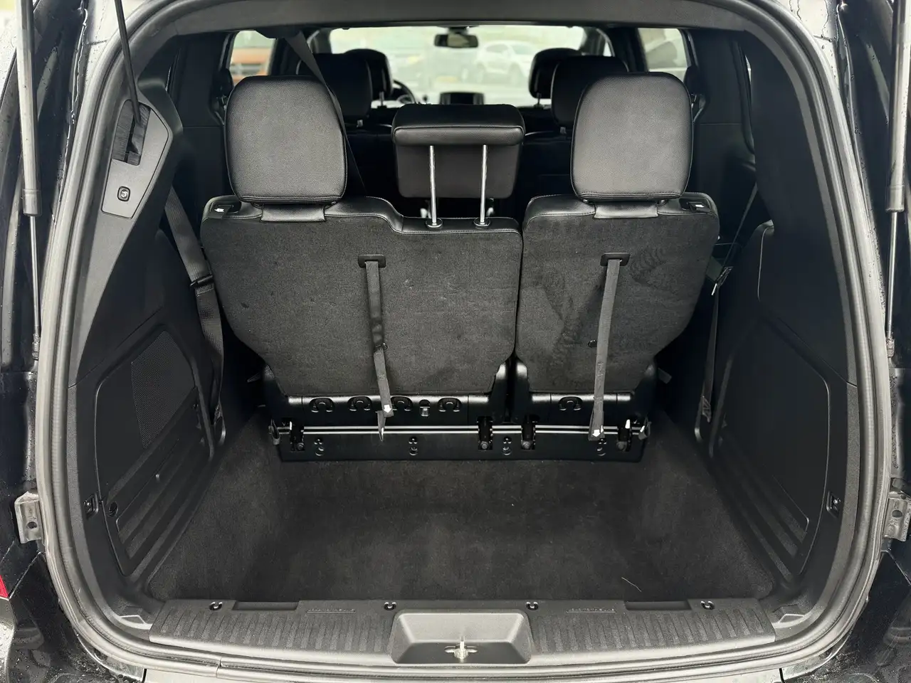 Dodge Grand Caravan снимка Dodge Grand Caravan