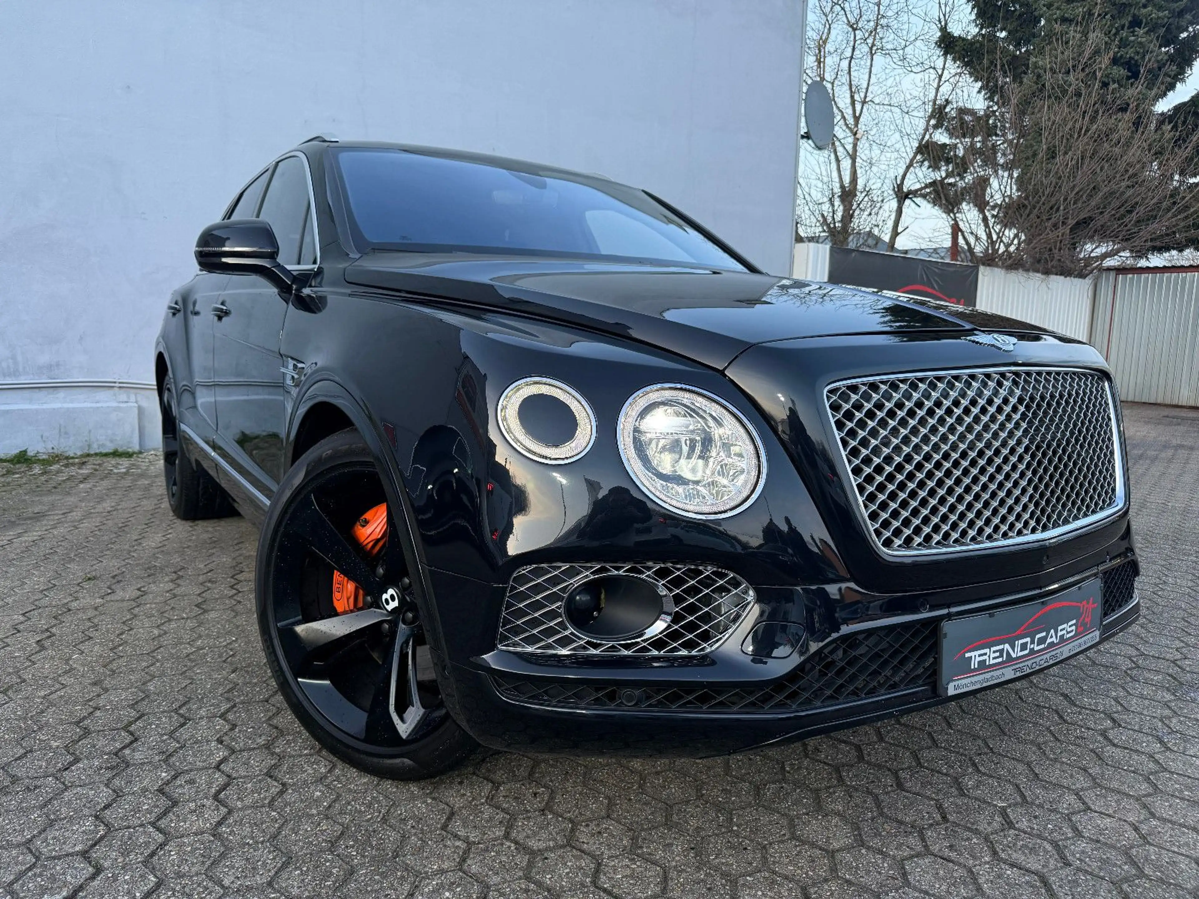 Bentley Bentayga 6.0 W12 4WD*FirstEdition* Pano*Voll* — photo 8