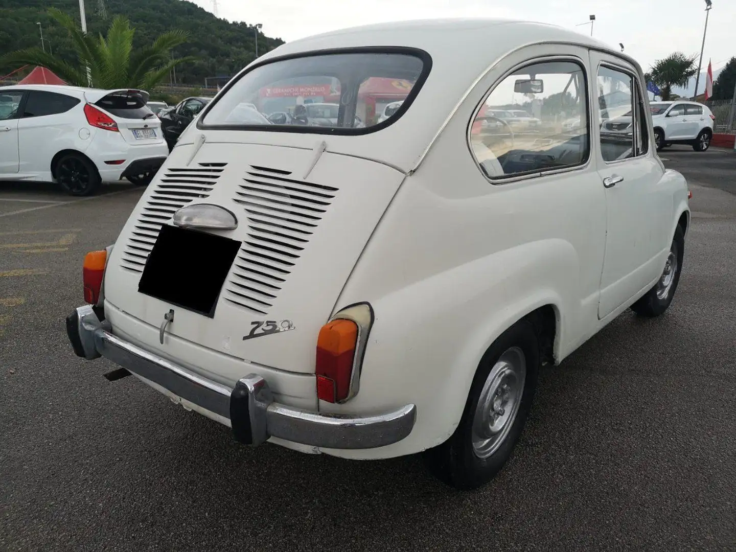 Oldtimer Fiat 600 D Weiß - 2