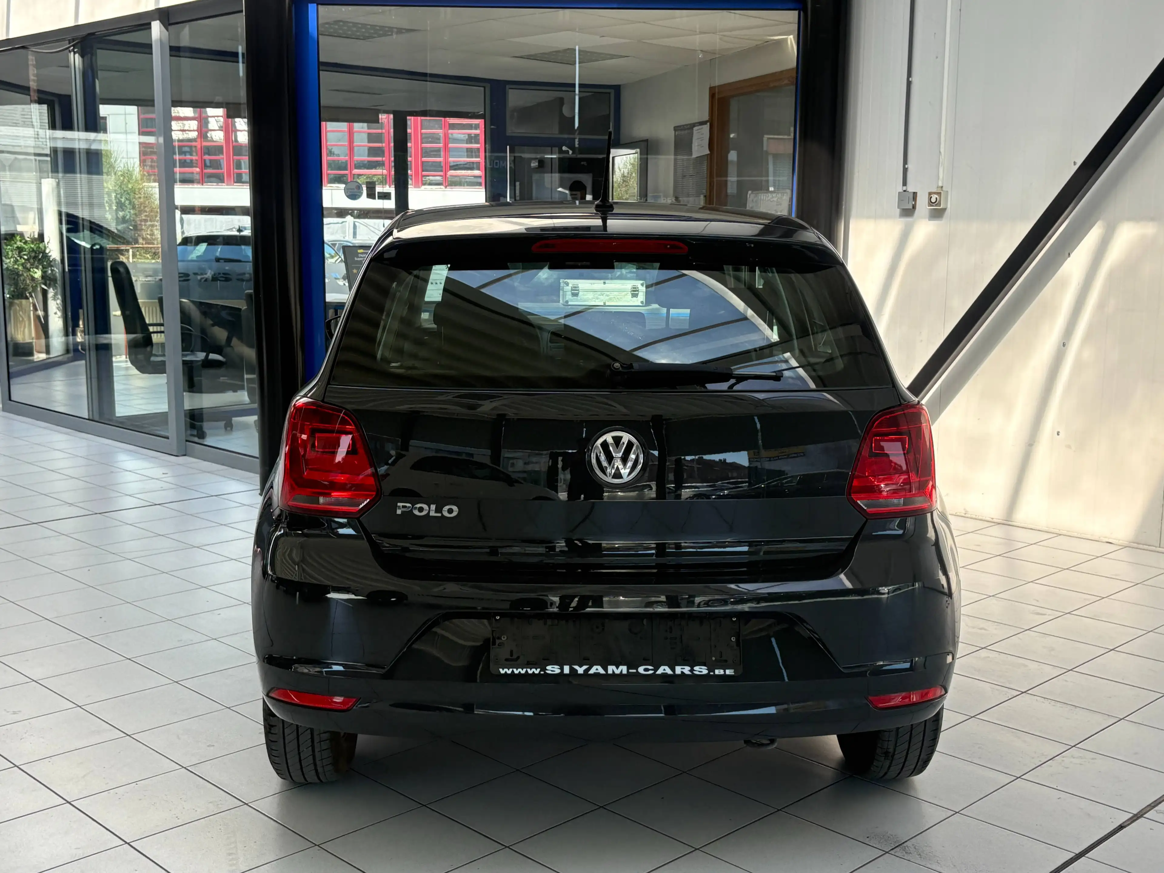 Volkswagen Polo Polo 1.0i *CLIM * BT * — photo 4