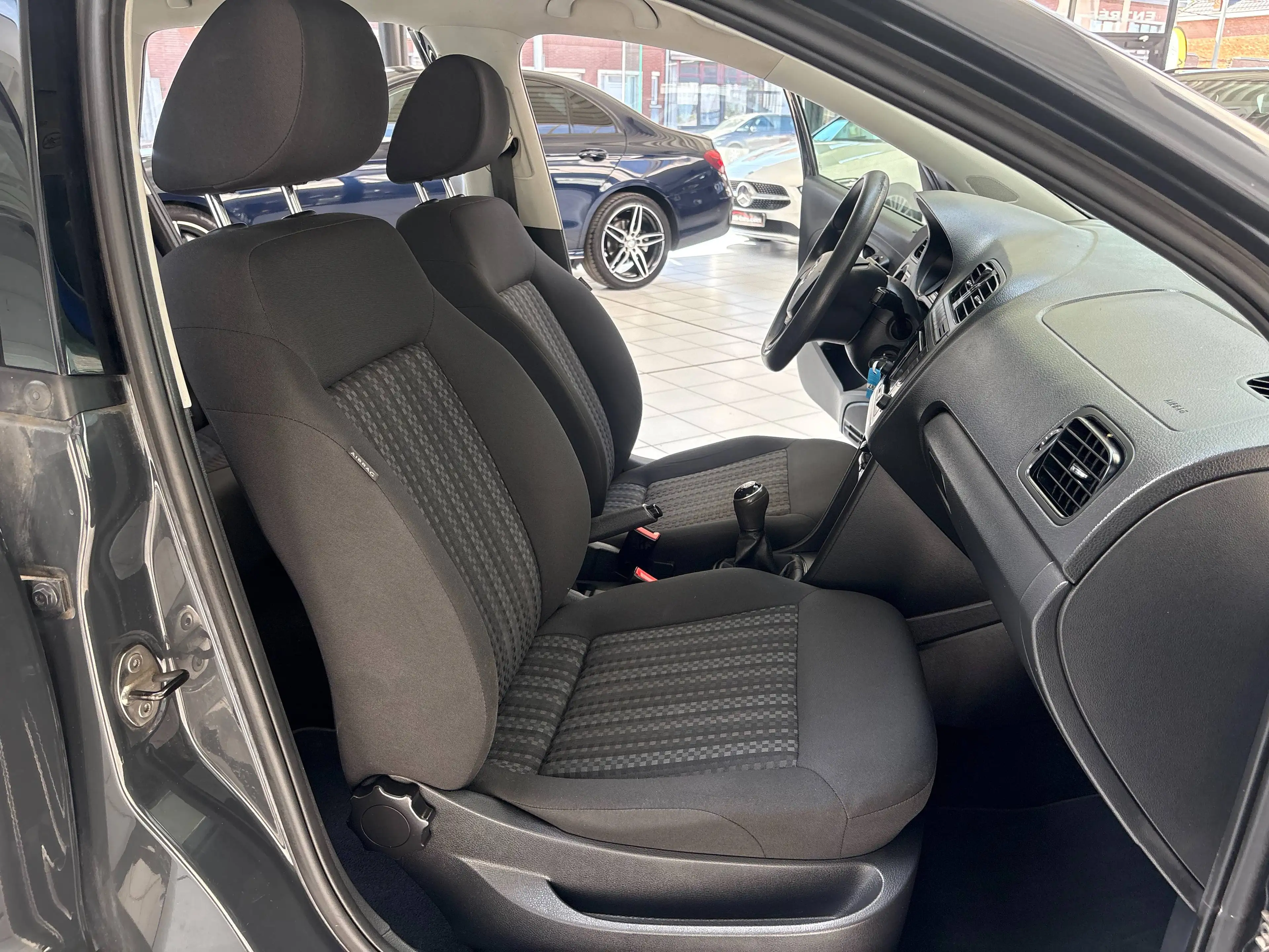 Volkswagen Polo Polo 1.0i *CLIM * BT * — photo 12