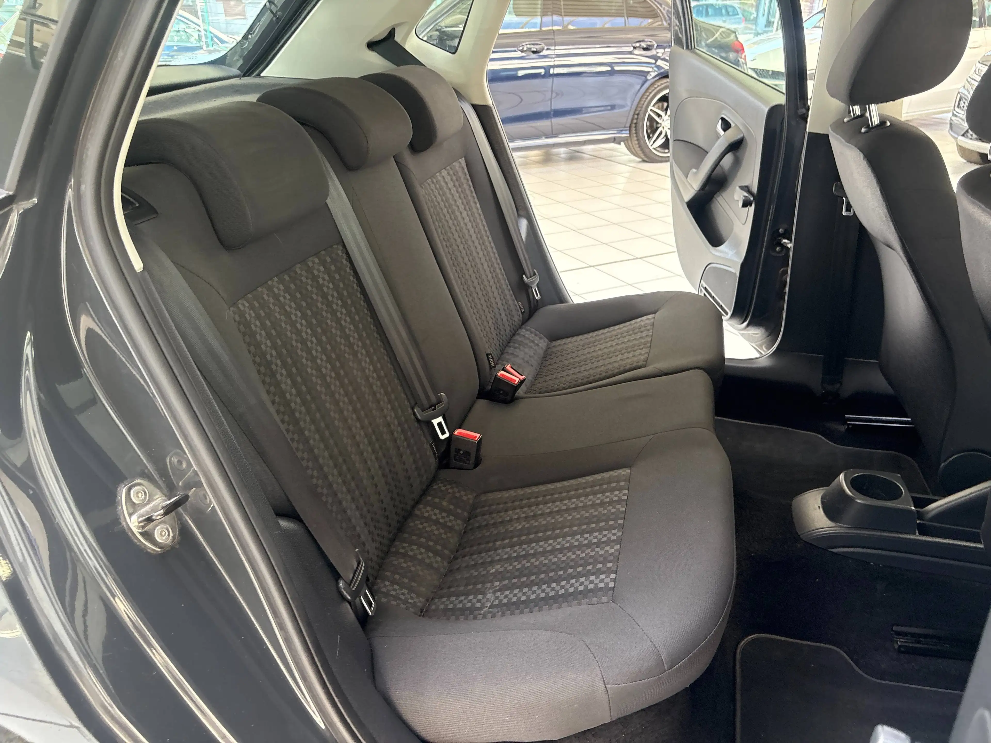 Volkswagen Polo Polo 1.0i *CLIM * BT * — photo 9