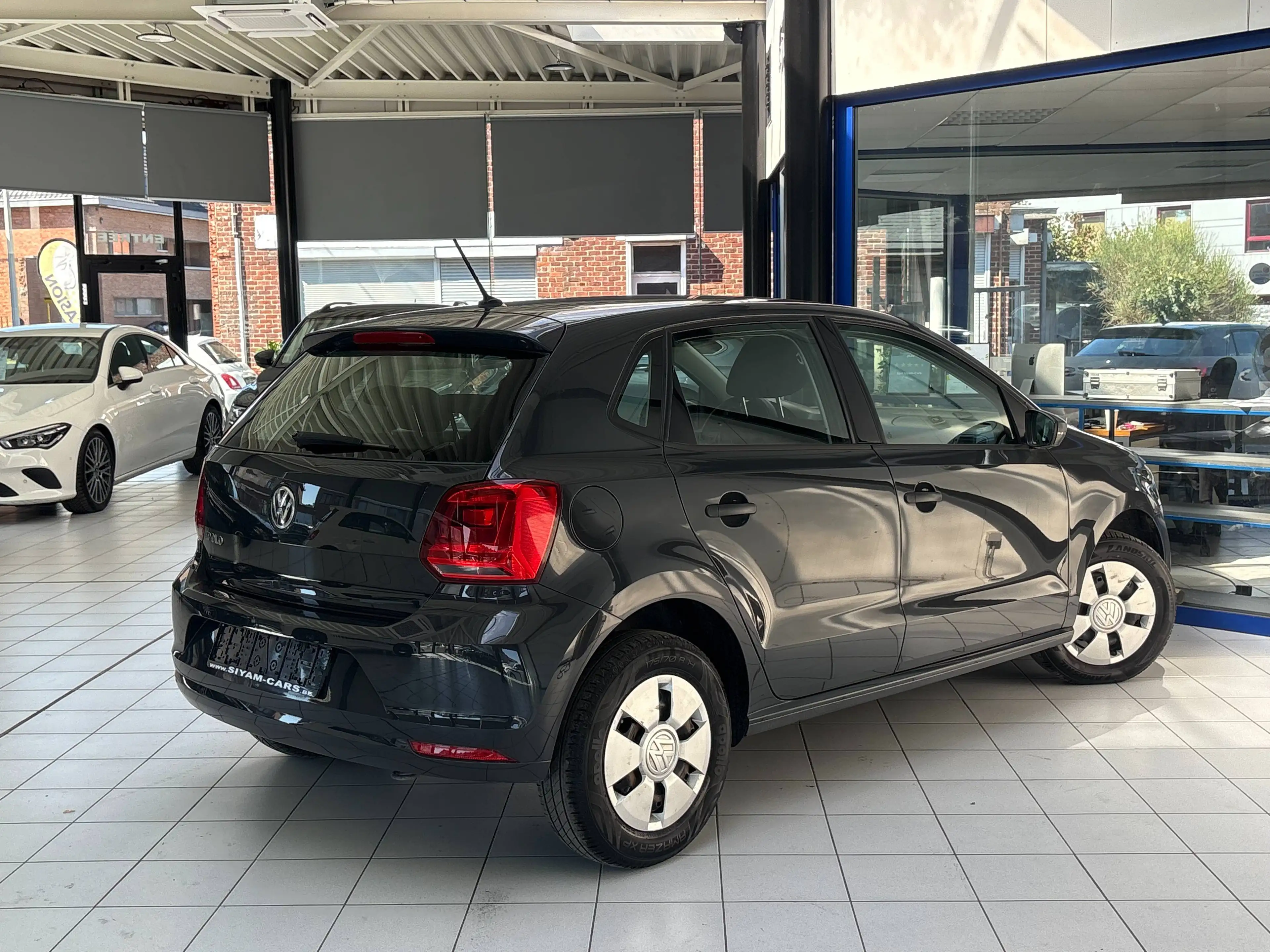 Volkswagen Polo Polo 1.0i *CLIM * BT * — photo 5