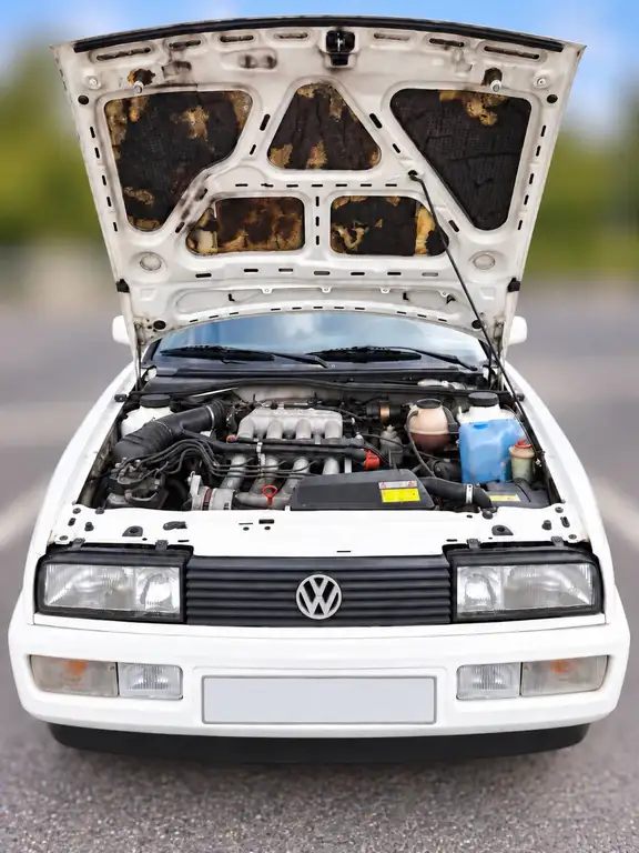 Volkswagen Corrado 1990 из Европы — купить под ключ
