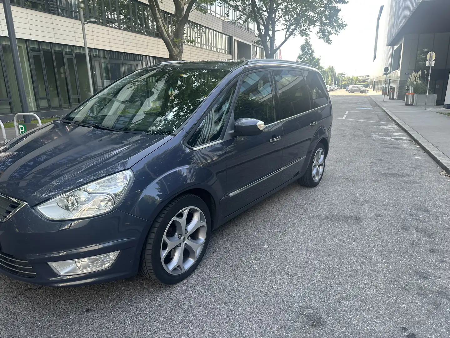 Ford Galaxy Titanium 2,0 TDCi DPF Aut. - 2