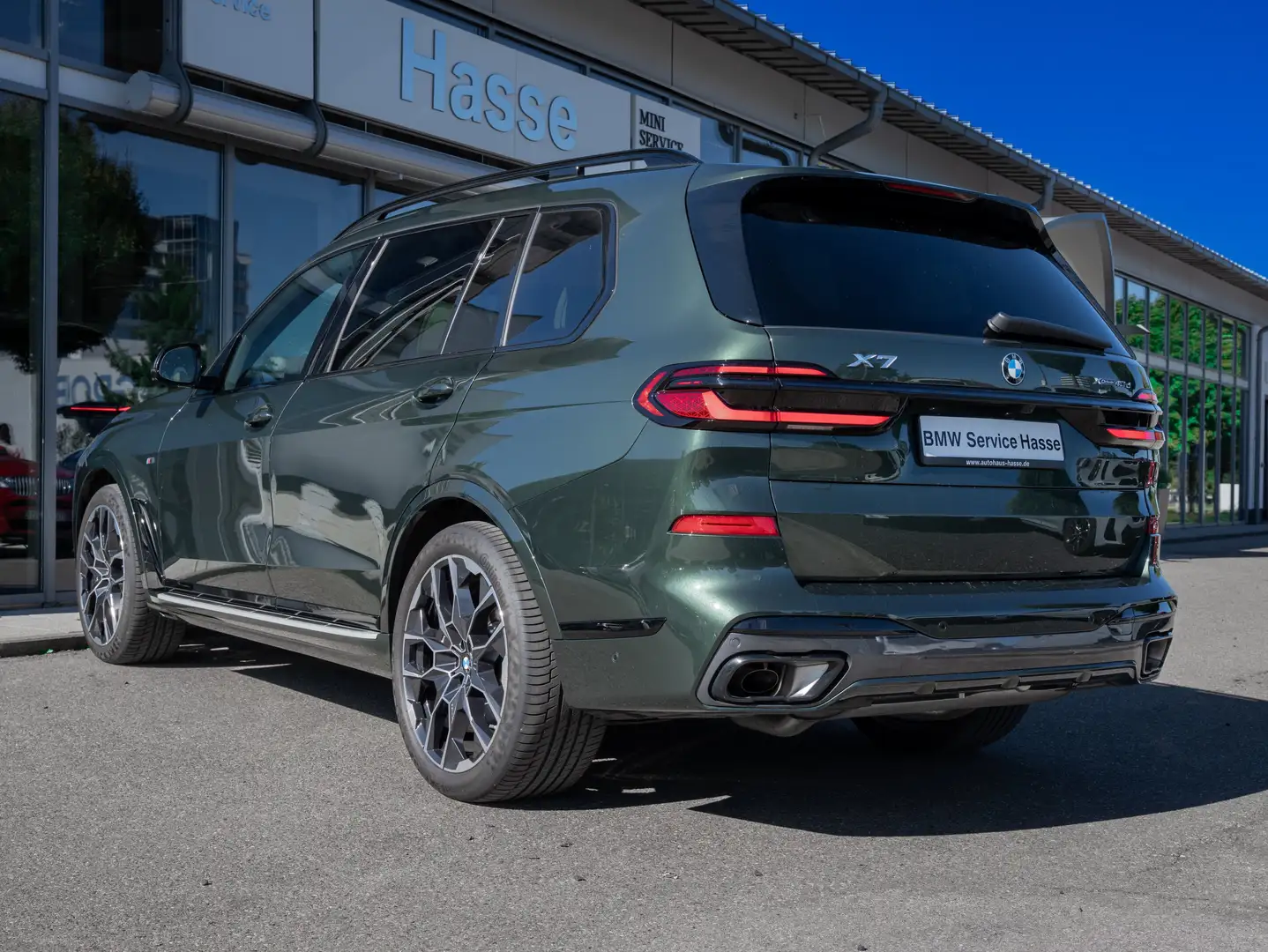 BMW X7 xDrive40d M-Sport Pro 6-Sitz 360° DAPro KRISTALL Grün - 2