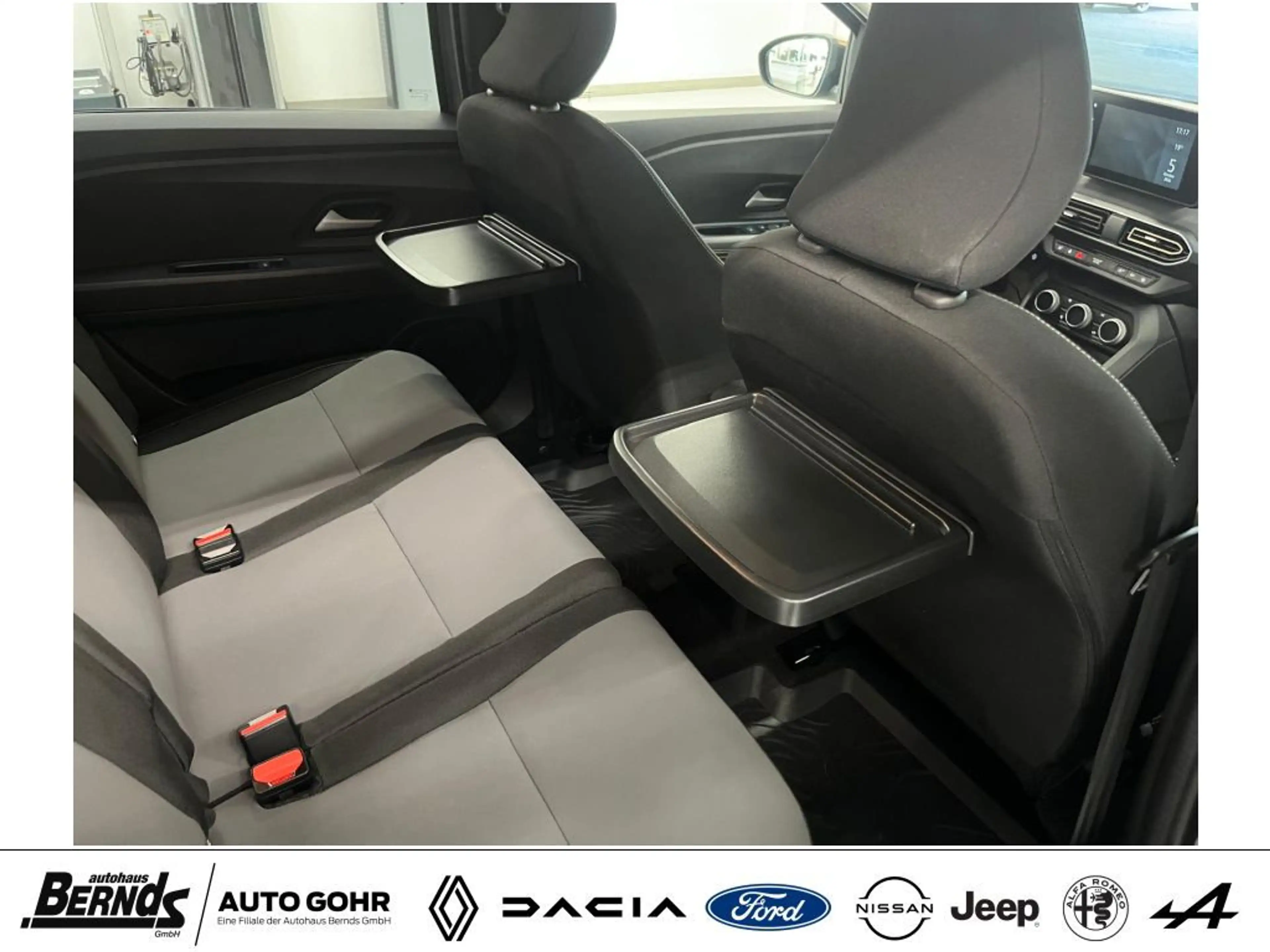 Dacia Jogger TCe 110 Extreme 7-SITZER KLIMAAUTOM. PDC R-KAMERA — photo 5