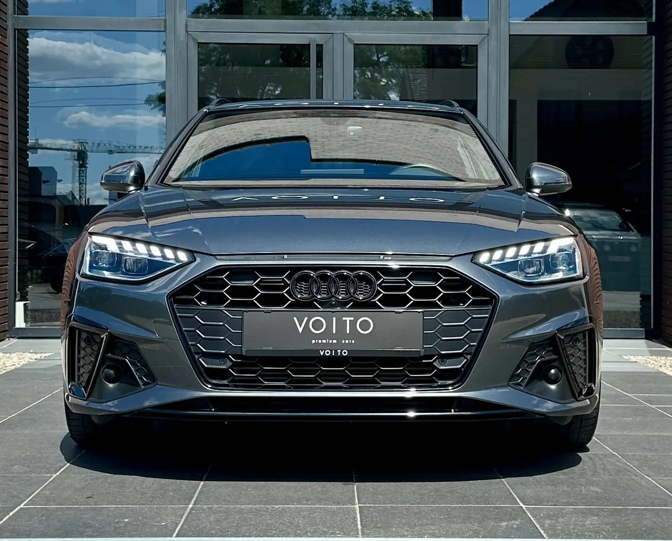 Audi A4 Avant 35TFSI Competition S-LINE/360CAM/KEY/ACC/LED Gris - 2