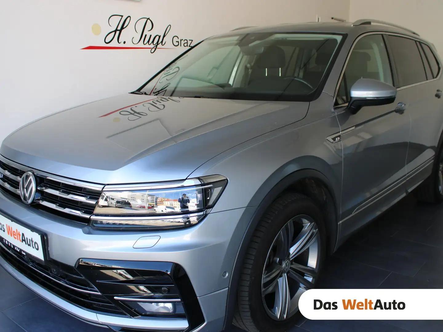 Volkswagen Tiguan Allspace Highline TDI 4MOTION DSG Silber - 1