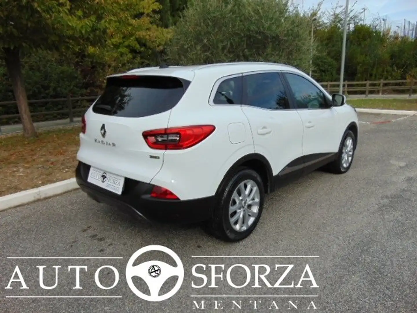 Renault Kadjar 1.5 Dci Energy Intens 110cv Automatica E6b Taglian Bianco - 2