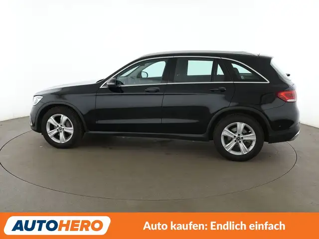 Mercedes-Benz GLC view 3