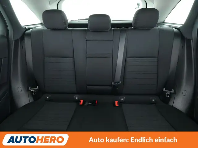 Mercedes-Benz GLC view 15