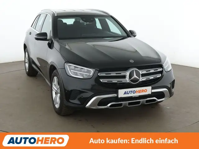 Mercedes-Benz GLC view 8