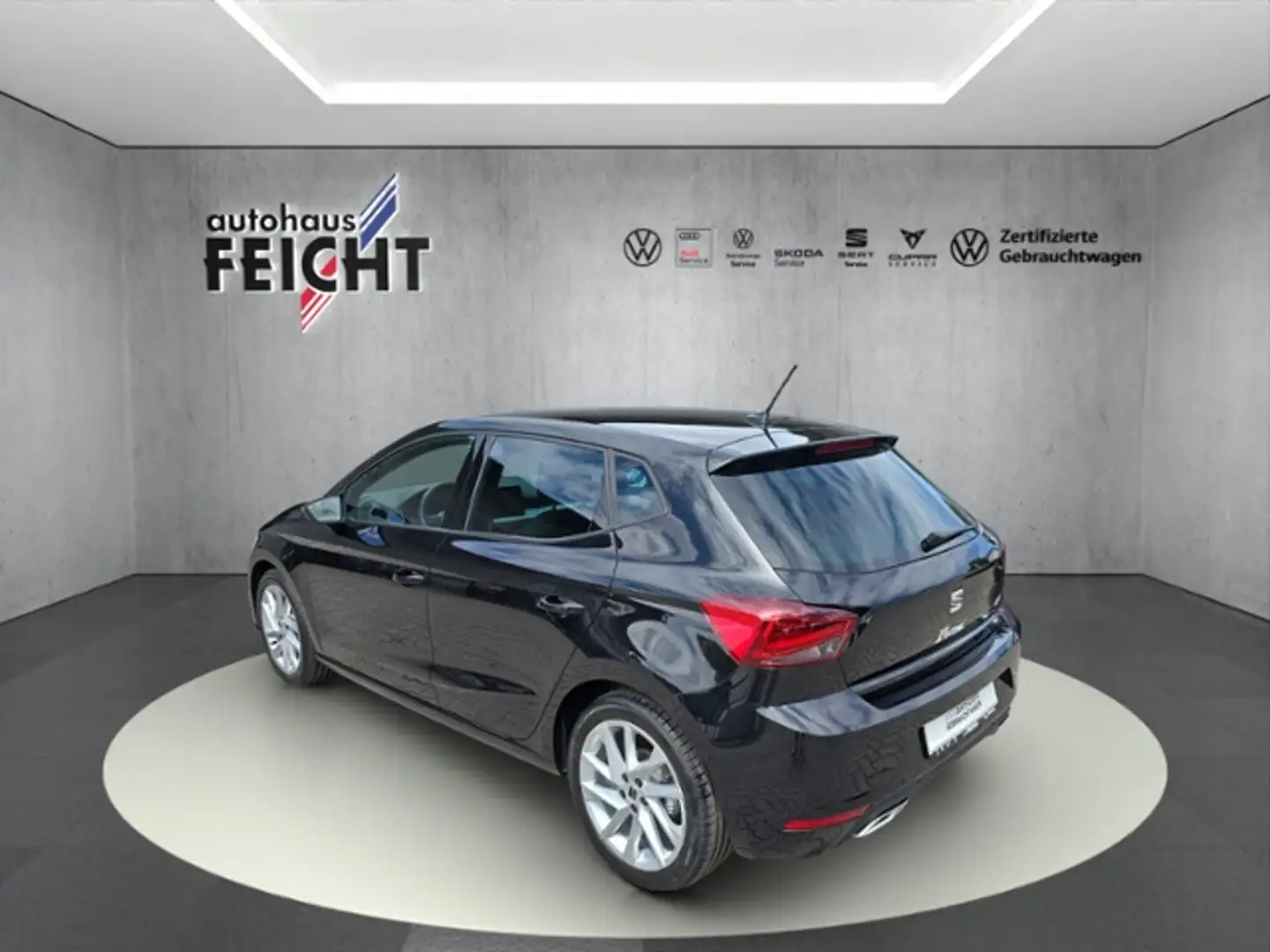 SEAT Ibiza 1.0 TSI FR+LED+NAVI+APP-C.+RFK+ACC+KEYLESS Schwarz - 2