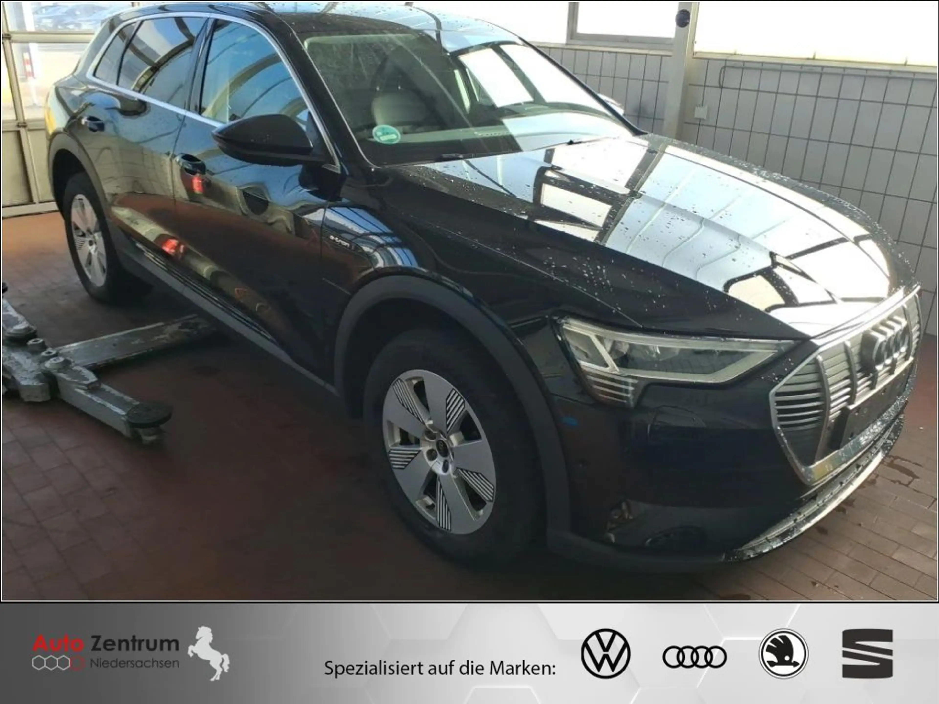 Audi e-tron 55 quat 300KW AZN-Haus-Förderung* ab 222 EUR o.Anz — photo 2