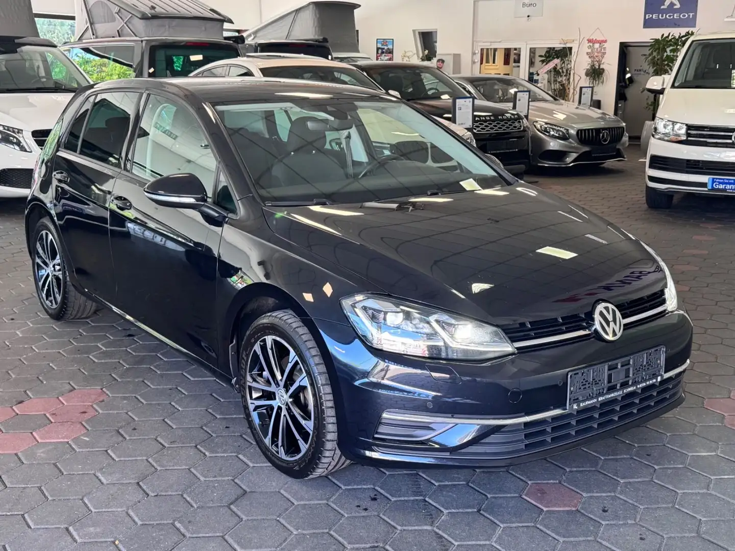 Volkswagen Golf VII 2.0TDI*VIRTUAL*ACC*LED*NAVI*CARPLAY*PDC Noir - 1