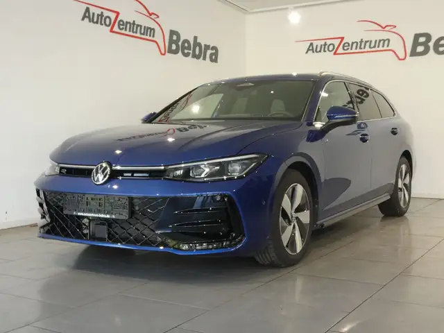Volkswagen Passat 2.0 TDI R-LINE DSG/LED/Navi/Panorama/AHK