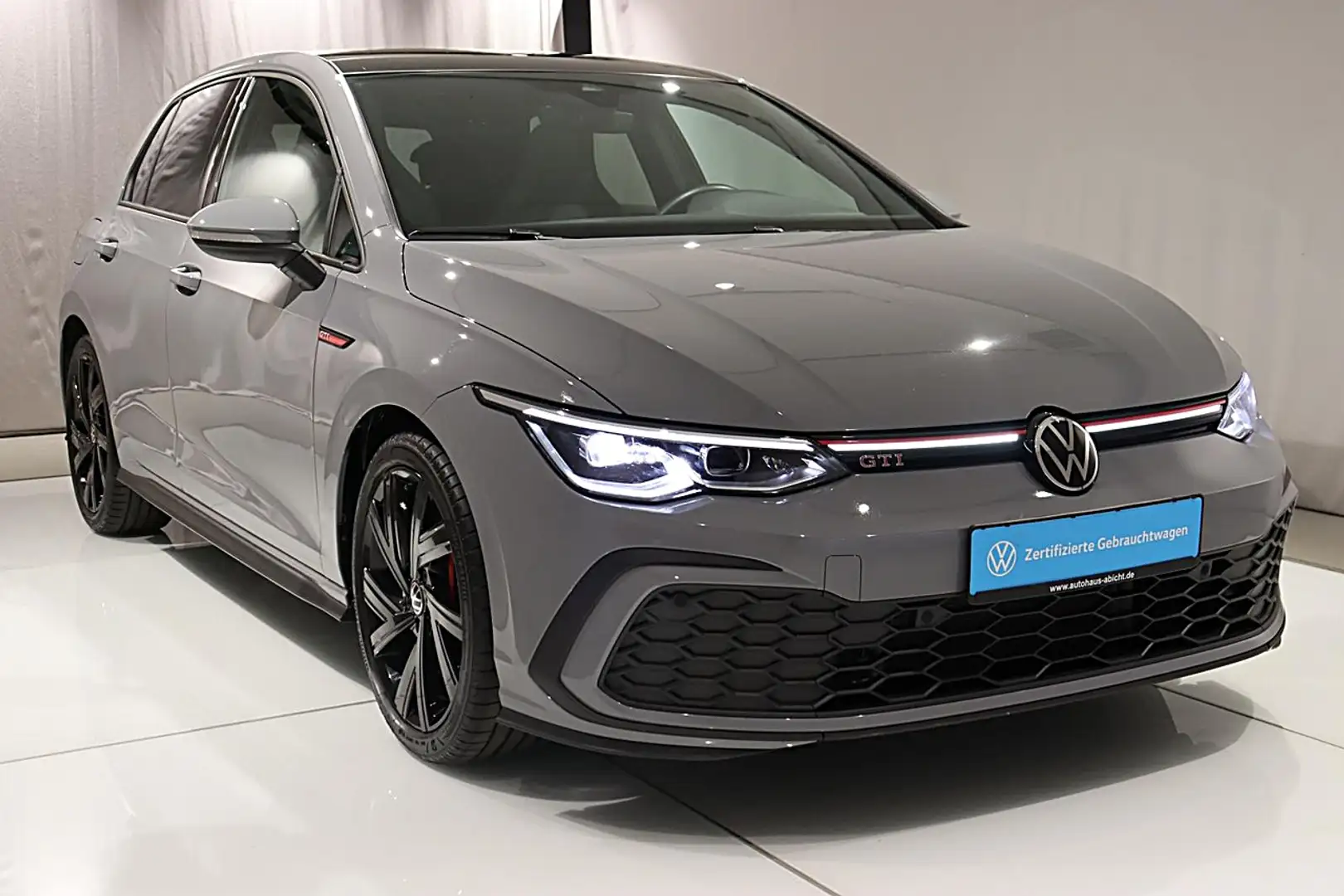 Volkswagen Golf GTI 2.0TSI DSG ACC KAMERA NAVI PANO SPORTFW Klima Grau - 2
