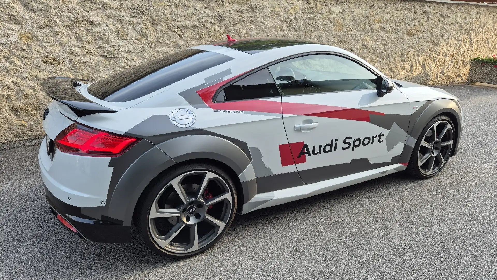 Audi TT Competition, Einzigartig, Handschalter, ohne OPF! Weiß - 2