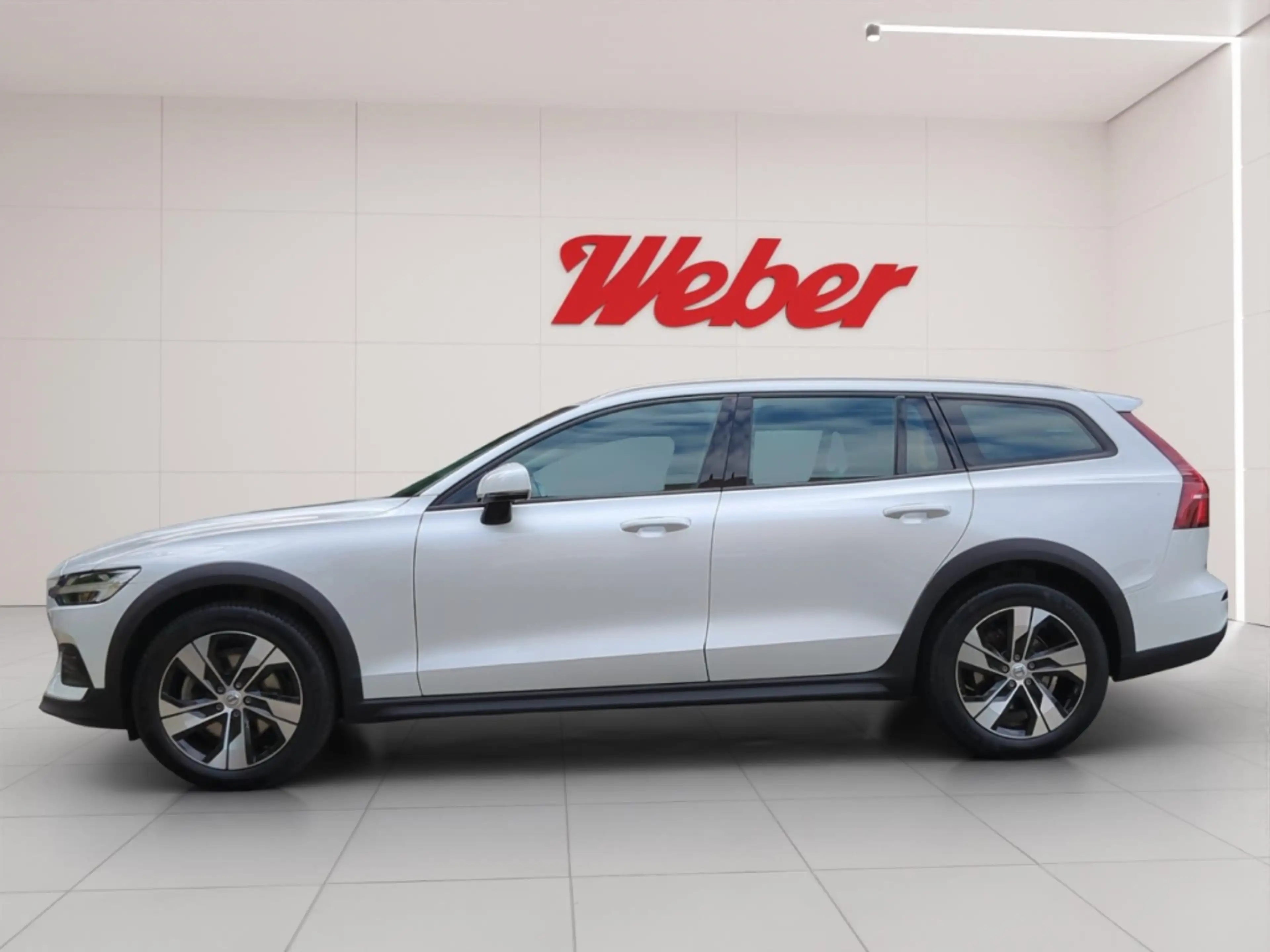 Volvo V60 Cross Country B4 AWD *BLIS*Kamera*Pano*Winter-Paket* — photo 3
