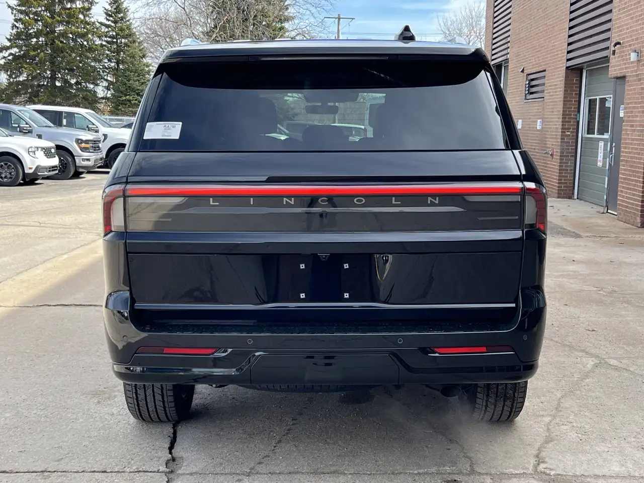 Lincoln Navigator снимка Lincoln Navigator