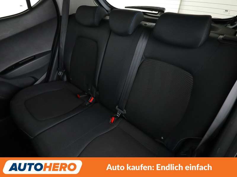 Hyundai i10 1.0 Passion*NAVI*TEMPO*CAM*PDC*SHZ*KLIMA*GARANTIE* — photo 14
