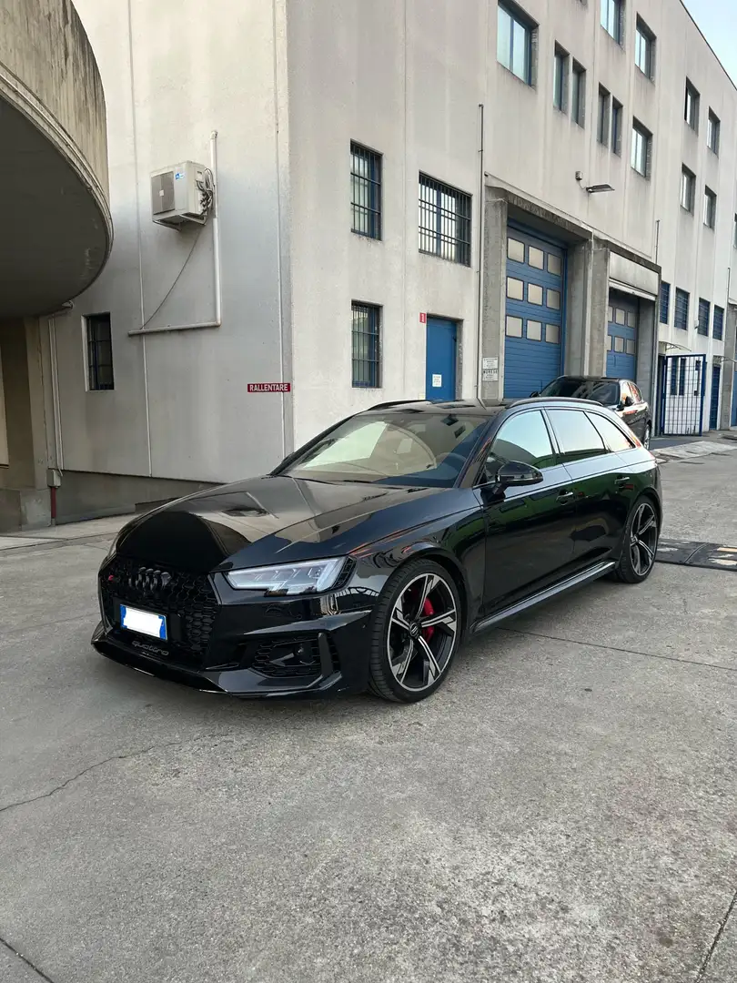 Audi RS4 Avant 2.9 tfsi Exclusive edition - 1