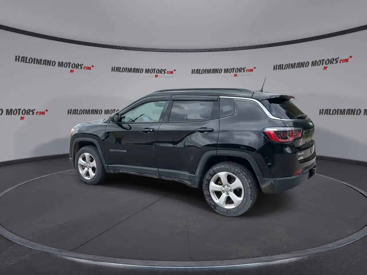 Jeep Compass снимка Jeep Compass