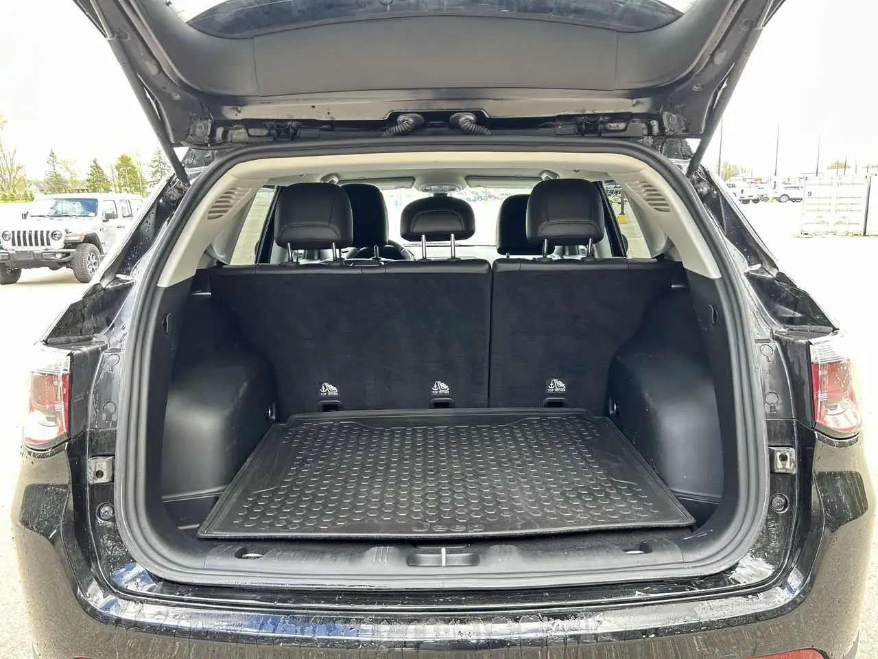 Jeep Compass снимка Jeep Compass