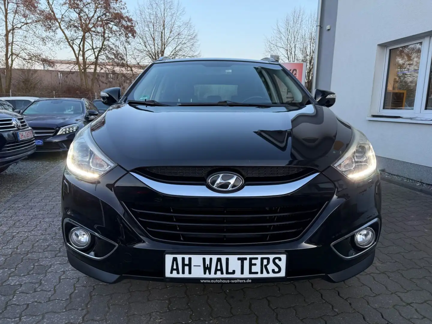 Hyundai iX35 Style AWD=Leder-Navi-AHK= Noir - 2