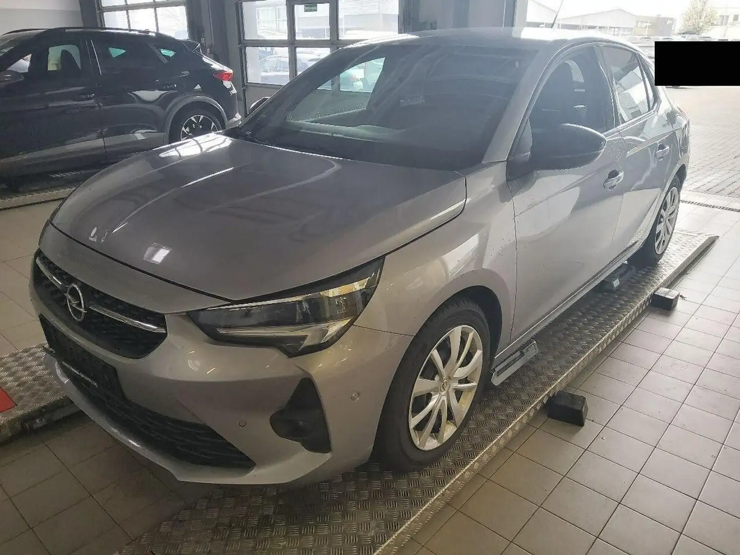 Opel Corsa F 1.2 T[Euro6d] S/S 5-T Ultimate Silber - 1